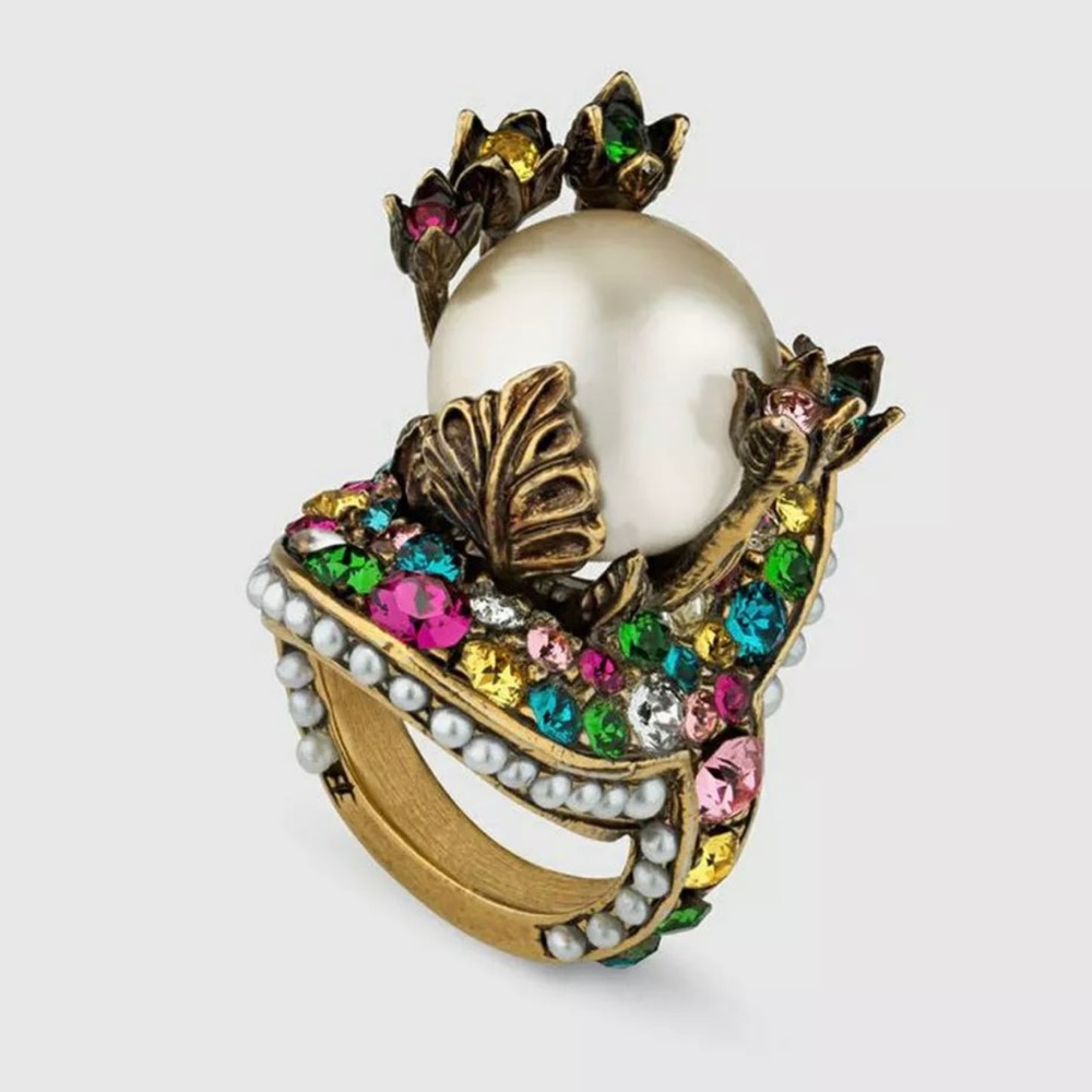 NEW GUCCI RING PEARL CRYSTAL EMBELLISHED Flower